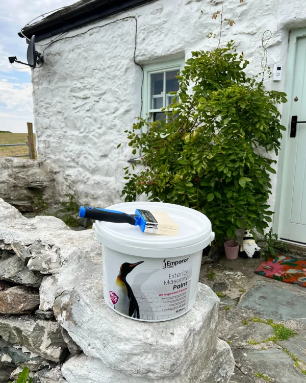 A tub of Emperor Masonry Paint