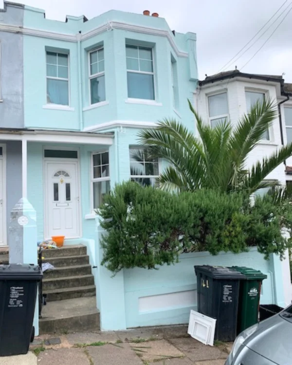 Anita Counsell using Crystal Blue masonry paint