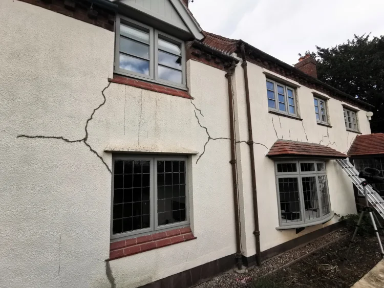 Cracked external render