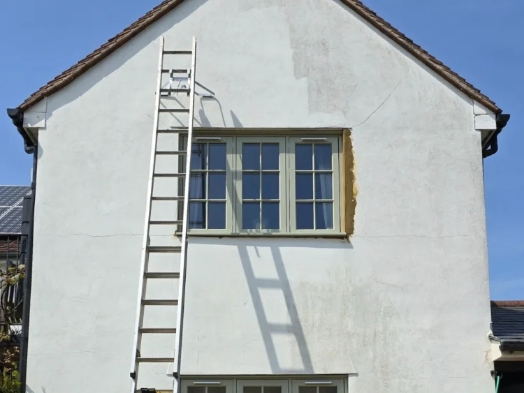 Painting the outside of a house without scaffolding