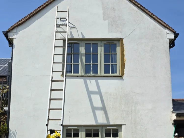 Preparing exterior walls before painting