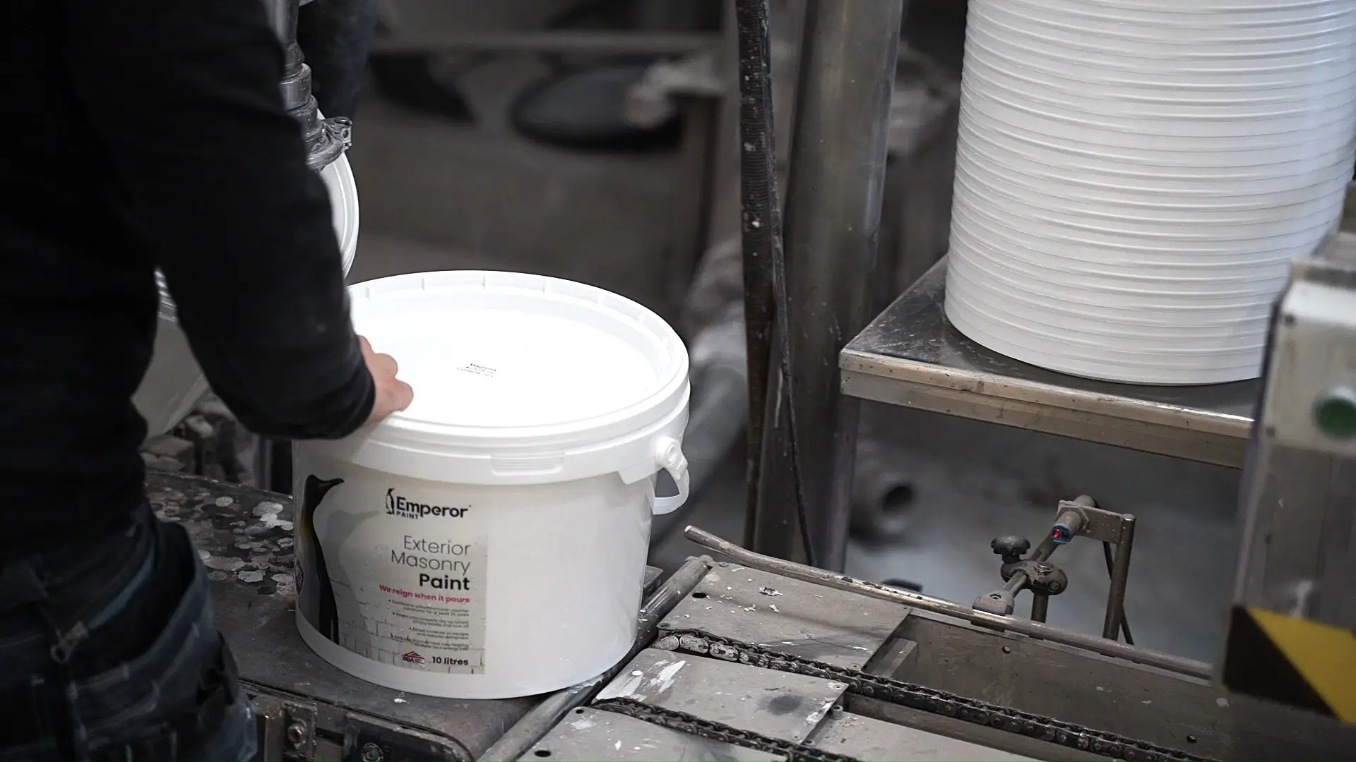 Producing Emperor Masonry Paint