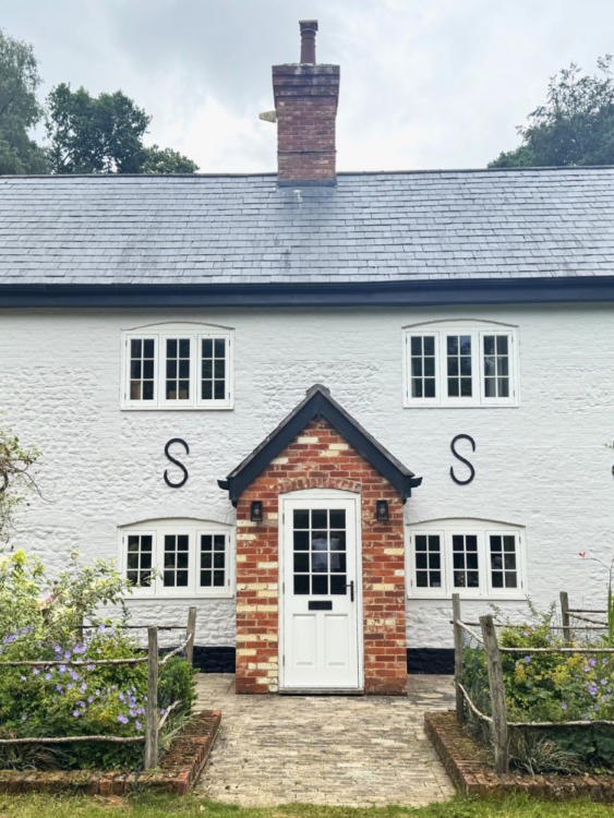 Richard using Chalky Grey