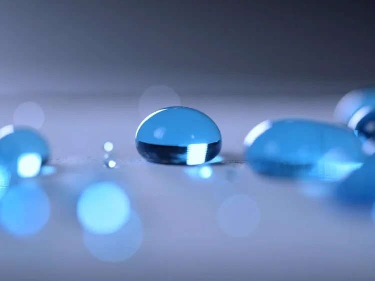 Super hydrophobic surface